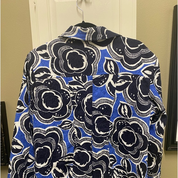 Chico’s Swing Marissa bold floral Jacket - Picture 2 of 10